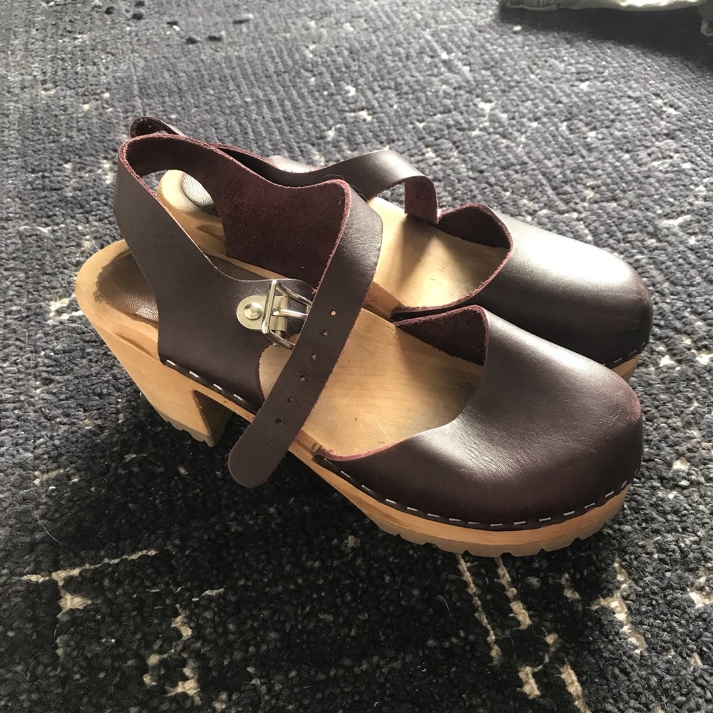 Authentic Swedish hasbeen clogs - plum, size 38